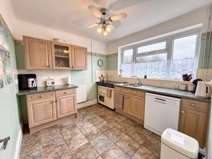 Photo 11- click for photo gallery